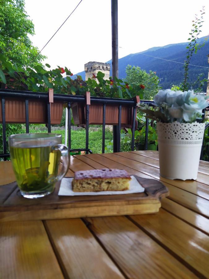 Ailama Guesthouse Mestia Dış mekan fotoğraf