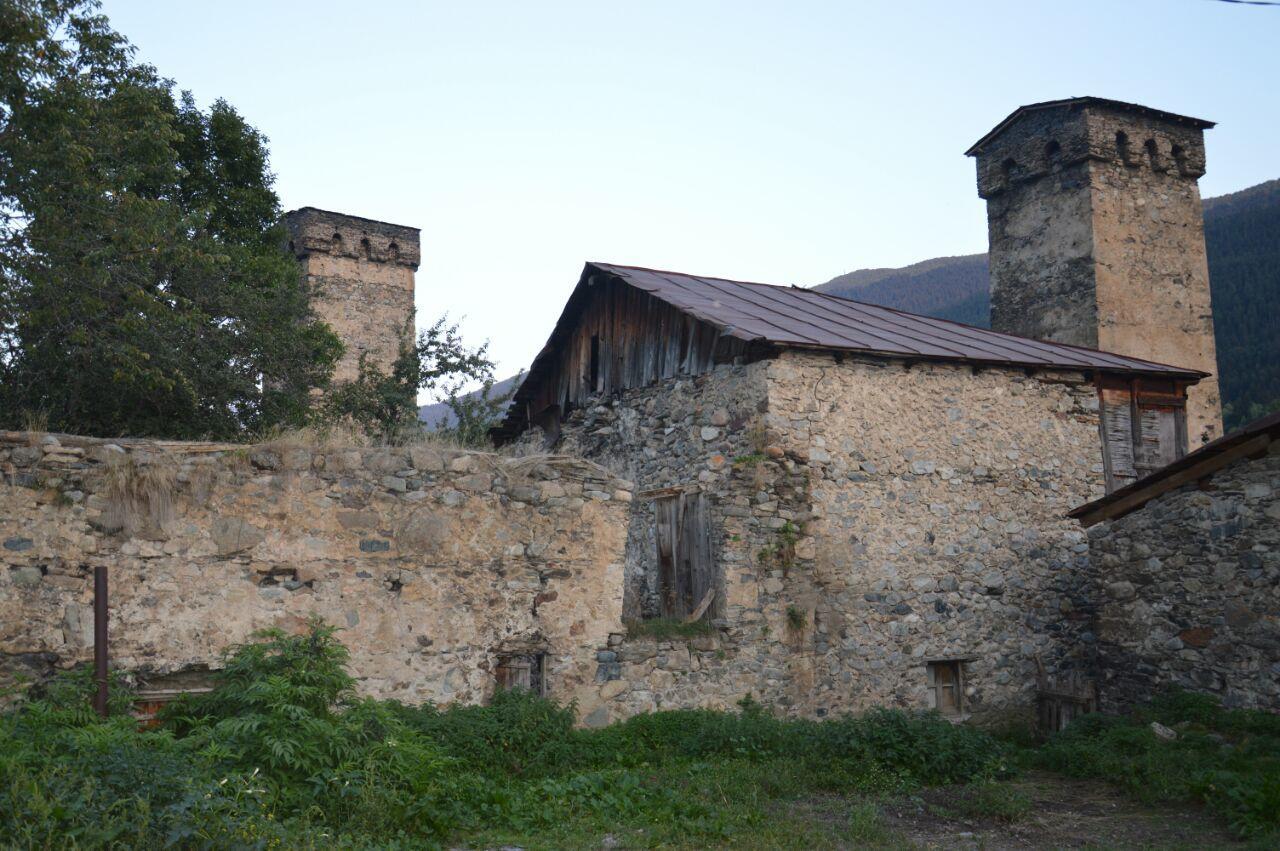 Ailama Guesthouse Mestia Dış mekan fotoğraf